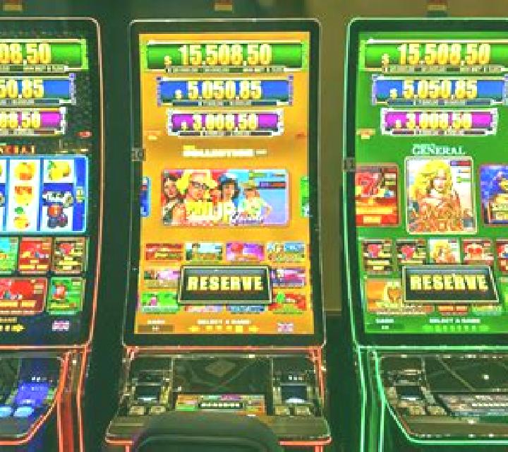Cashpot Strike 7s slot game