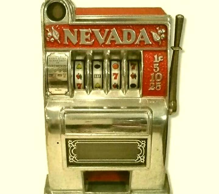 Ho Ho Tree slot machine