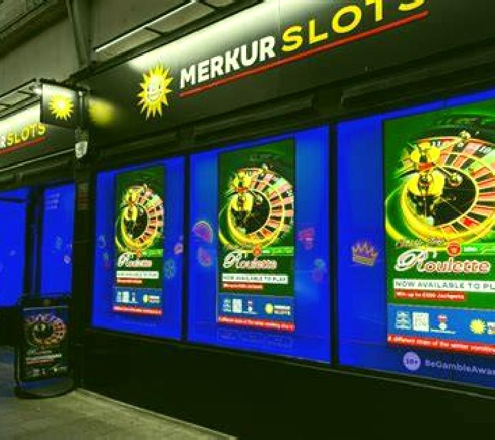 Lightning Juicy Coins slot game