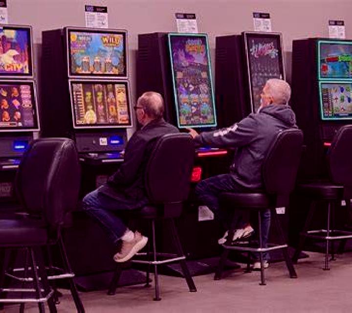 Obstinator slot game