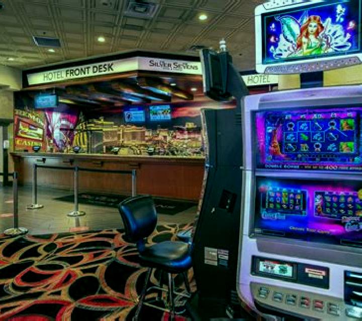 Revenger slot machine
